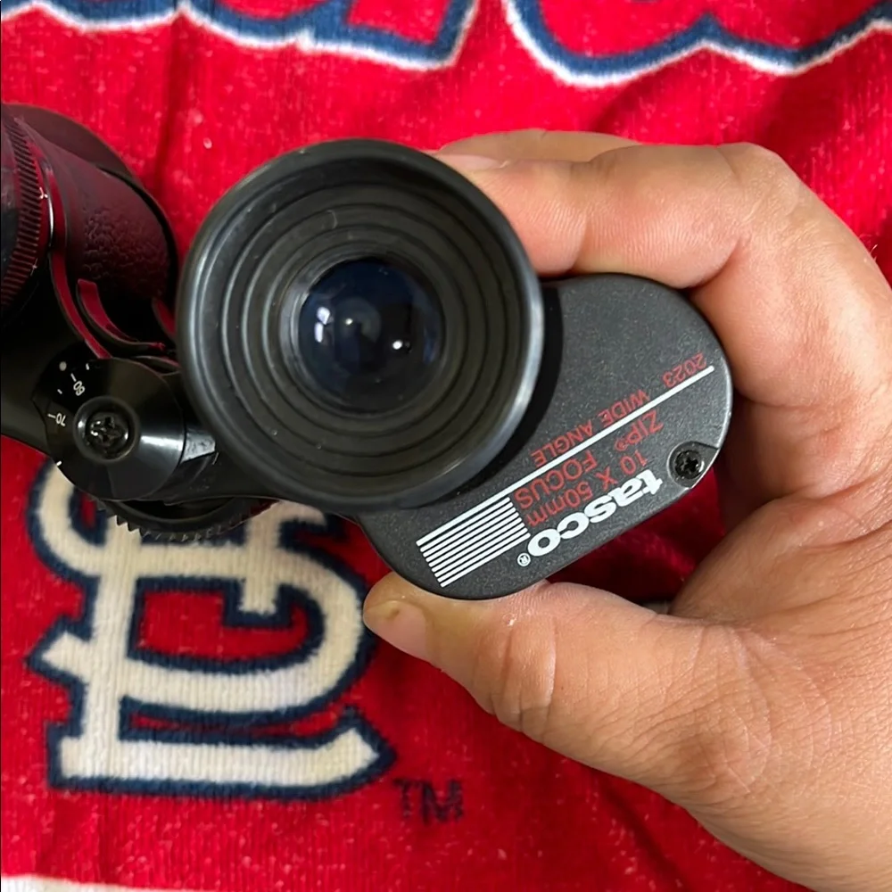 Black Binoculars with Classic Design for Photography